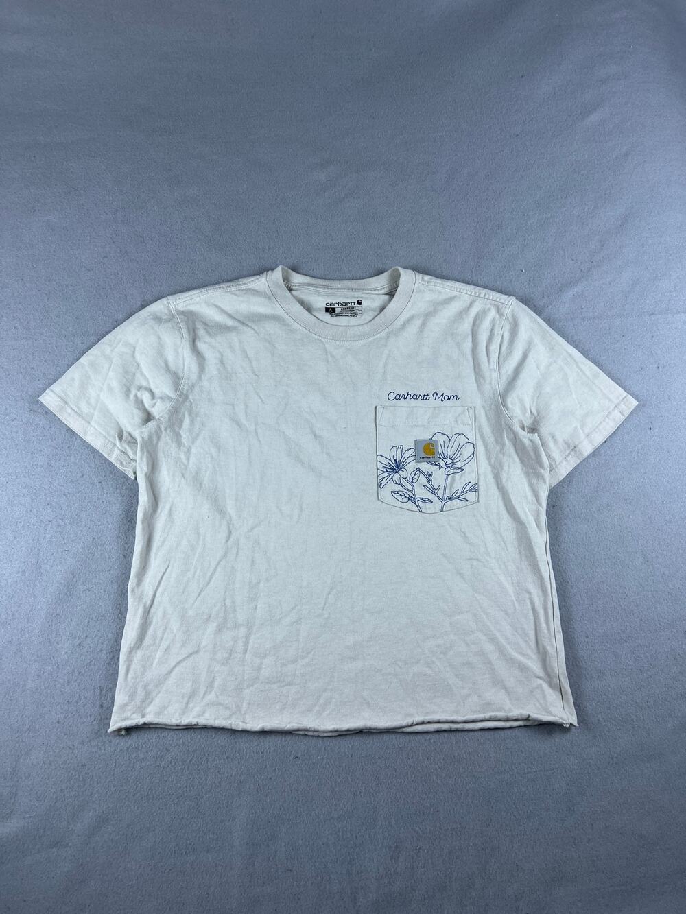 Carhartt Mom T-Shirt Womens S Beige Crew Neck Loose Fit Floral Pocket Tee Work
